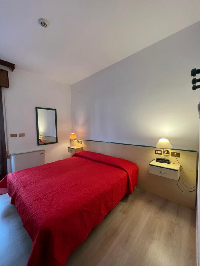 Hotel San Marco ليدو دي يسولو المظهر الخارجي الصورة