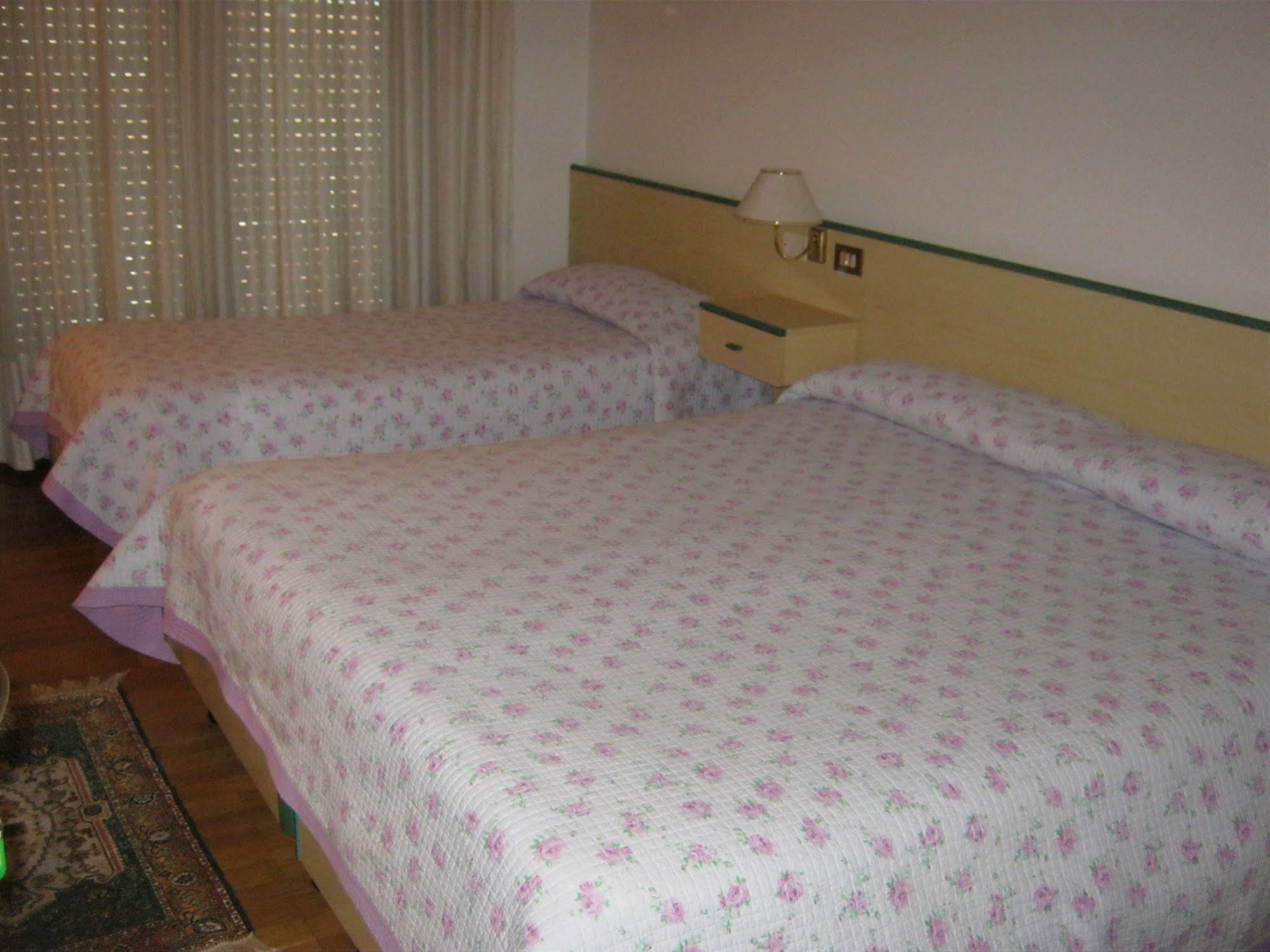 Hotel San Marco ليدو دي يسولو المظهر الخارجي الصورة